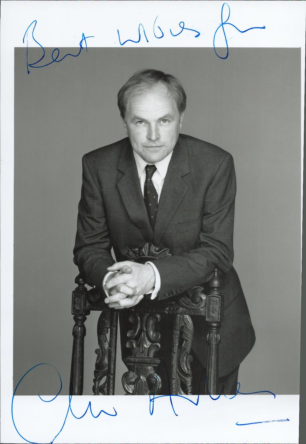 Lot 345: Clive Anderson signed 7x5 inch colour photo. Dedicated....