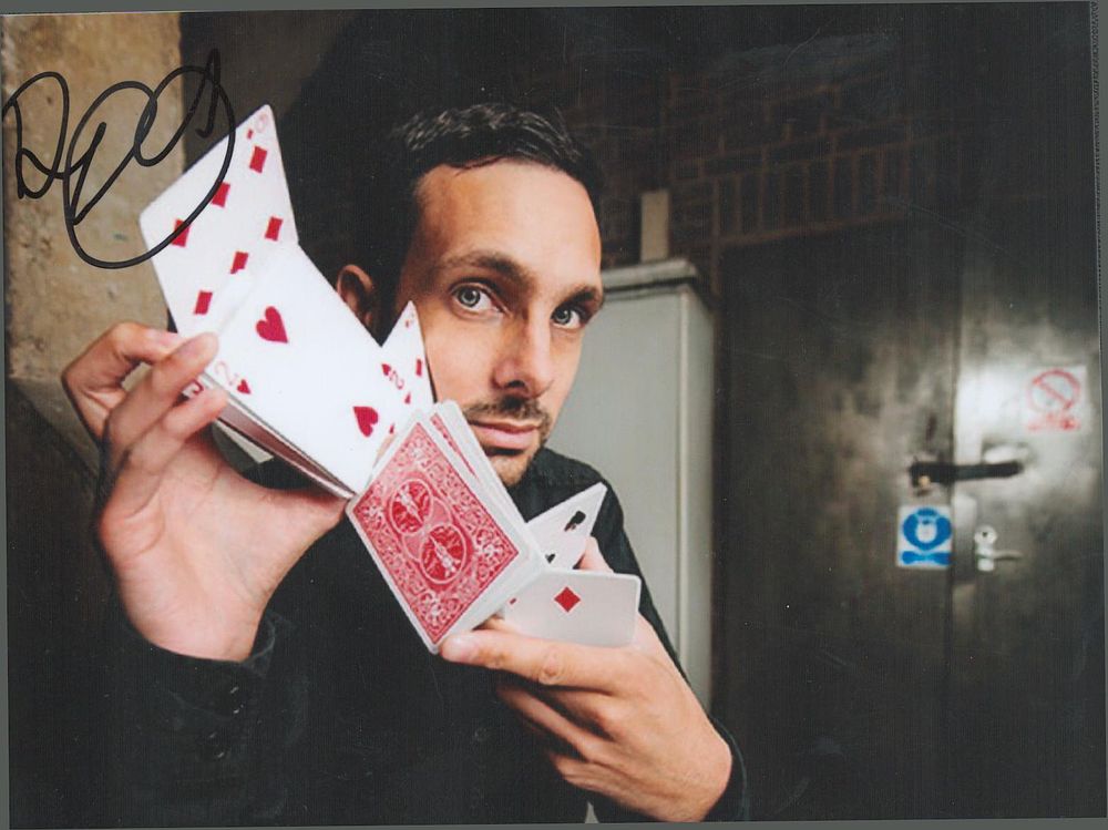 Lot 432: Dynamo 6X4 signed colour photograph UK Magician cards...