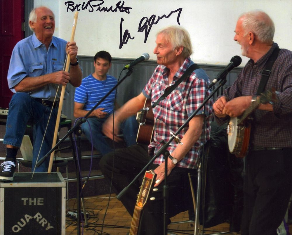 Lot 473: Bill Smith and Len Garry signed photo coloured...