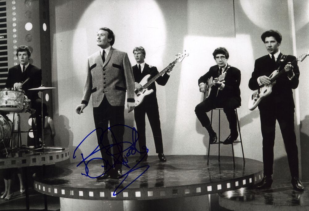Lot 480: Brian Poole signed black and white A4 photo...