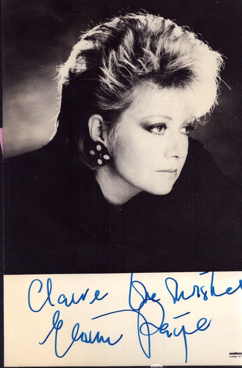 Lot 593: Elaine Paige signed 6x4inch black and white photo....