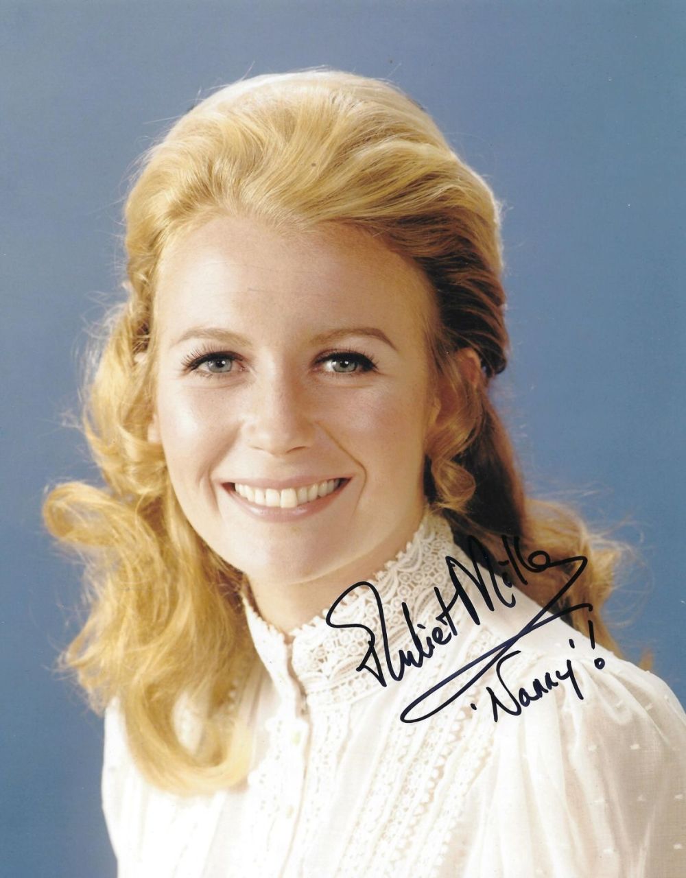 Lot 349: Actor, Juliet Mills signed 10x8 colour glamour photograph...