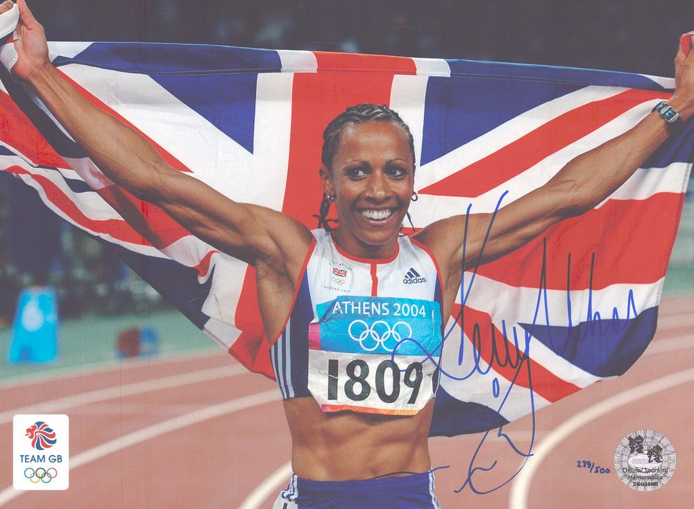 Lot 257: Kelly Holmes signed 10x8inch colour photo.
