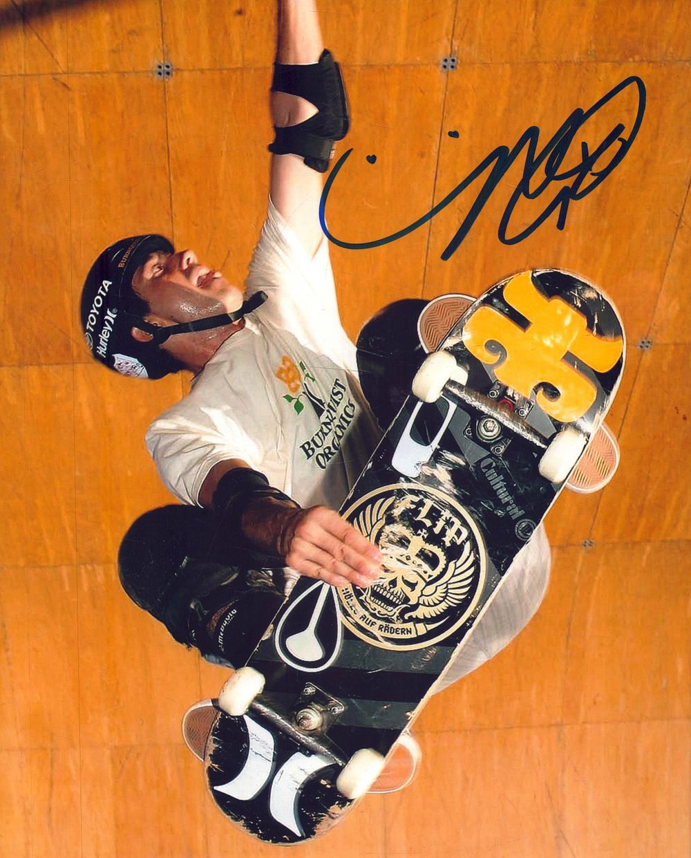 Lot 268: Bob Burnquist signed 10x8inch colour photo.