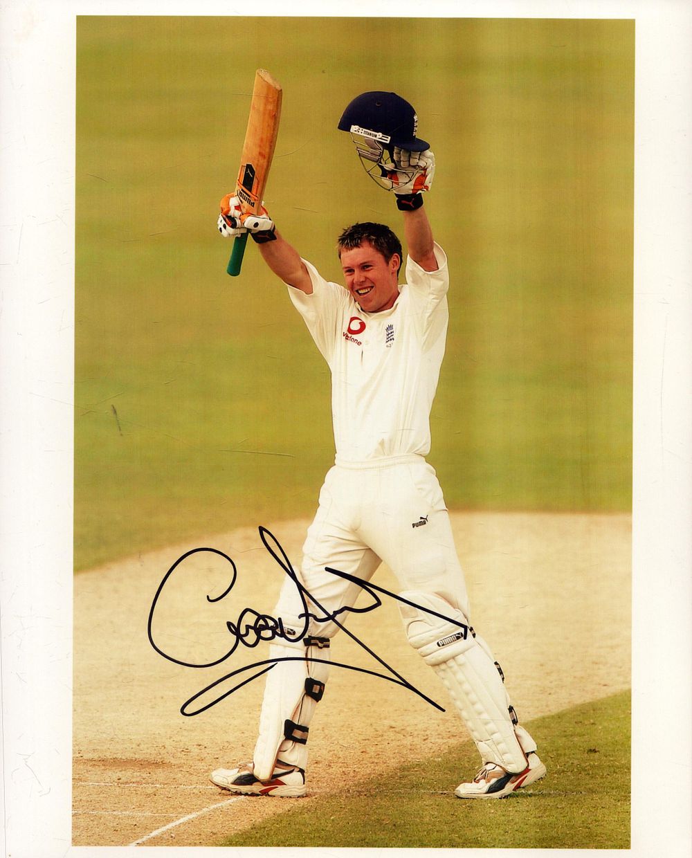 Lot 269: Geraint Jones signed 10x8inch colour photo.