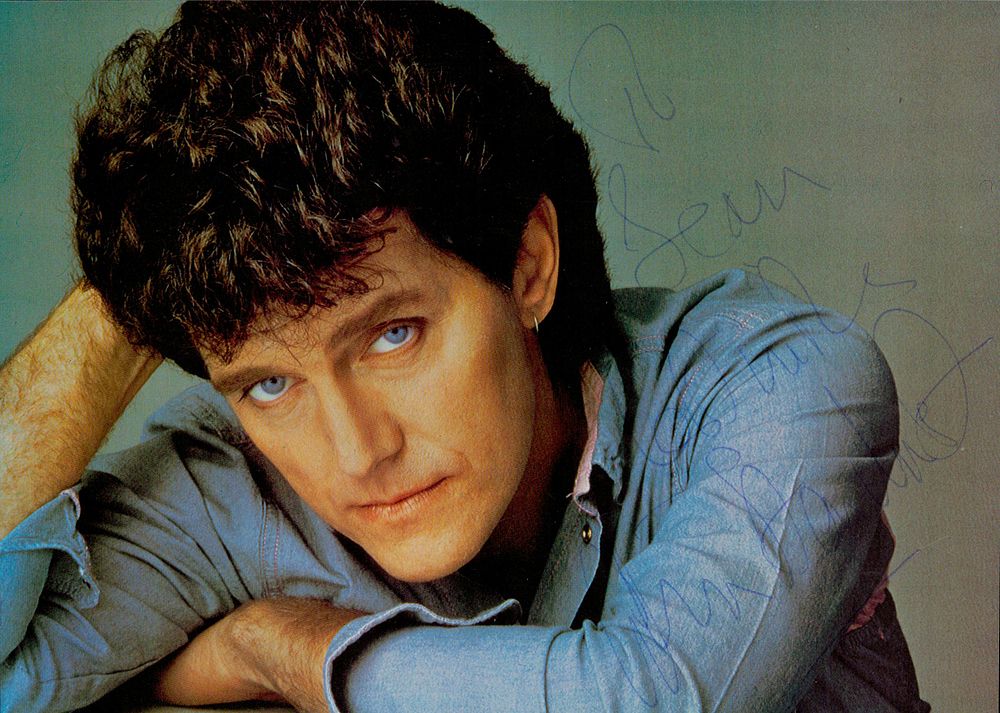 Lot 647: Alvin Stardust signed colour promo photo card 8.25x6...