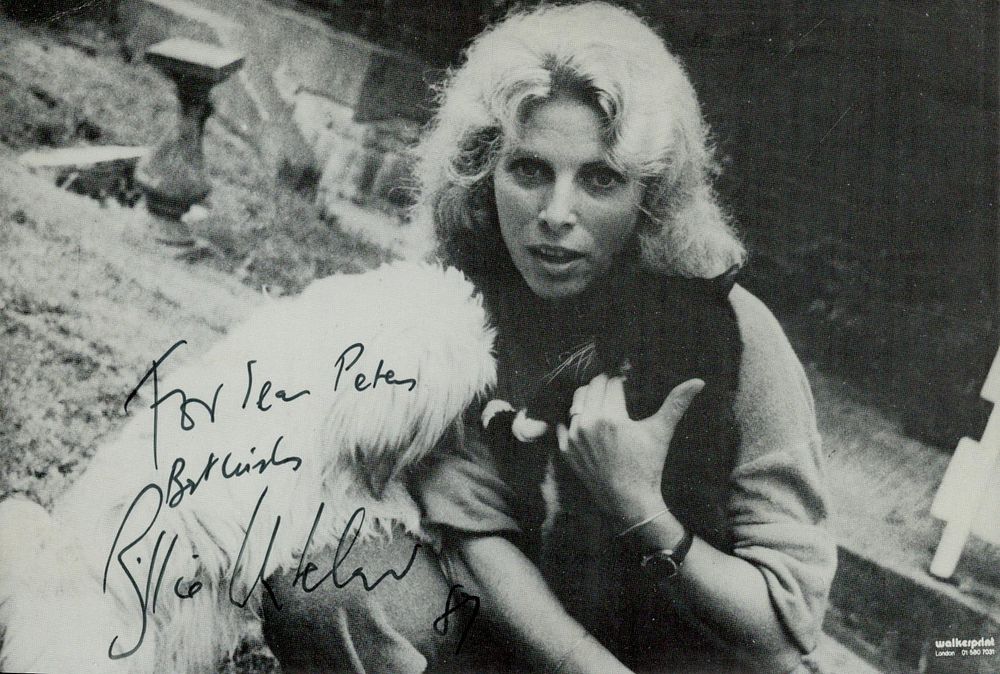 Lot 651: Billie Whitelaw signed black & white photo 6x4...