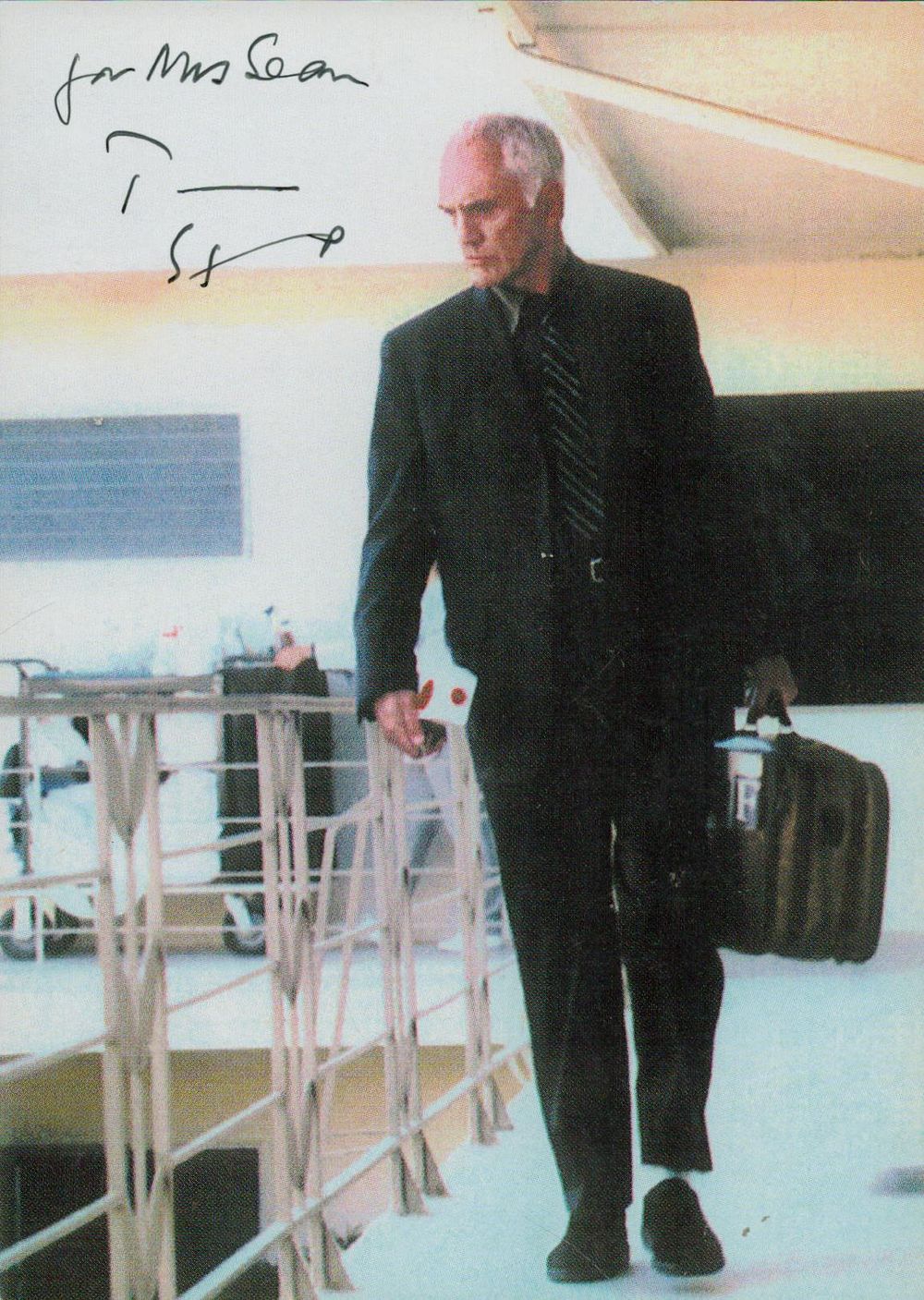 Lot 671: Terence Stamp signed 6x4 inch colour photo dedicated.