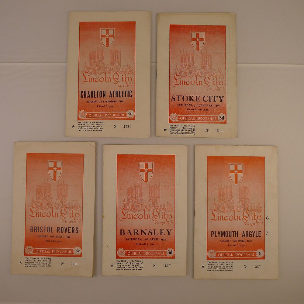 Lot 202: 5 x Lincoln City 1959-60 football programmes, Vs...