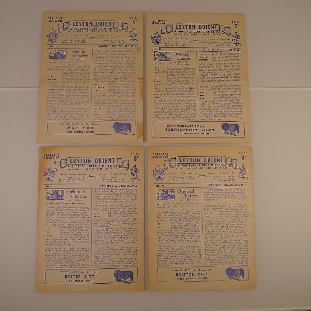 Lot 204: 4 x Leyton Orient 1955 football programmes, Vs...