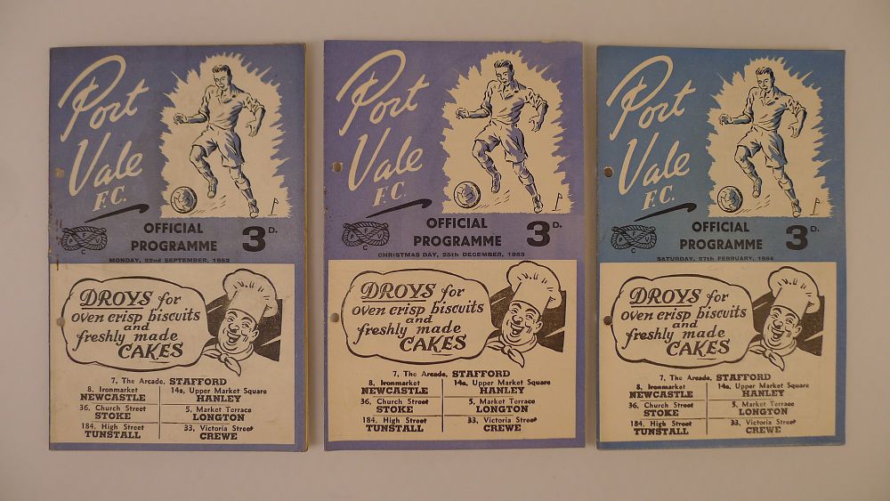 Lot 219: 3 x Port Vale 1952-54 football programmes, Vs...