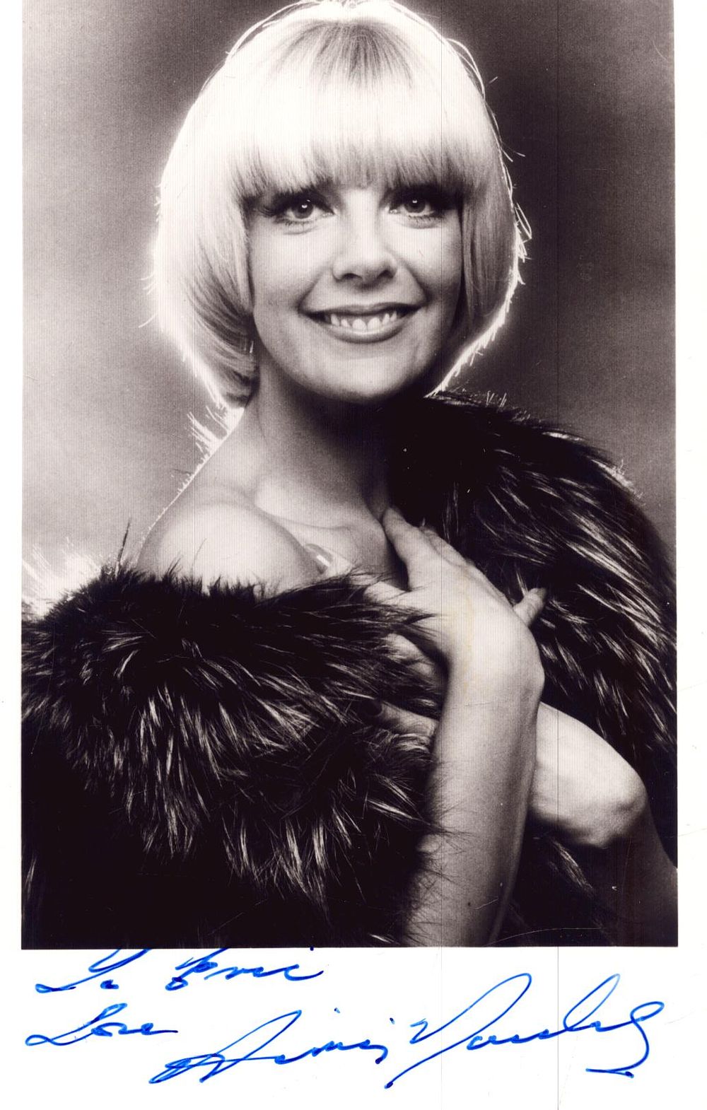 Lot 322: Aimi Macdonald signed 6x4inch black and white photo....