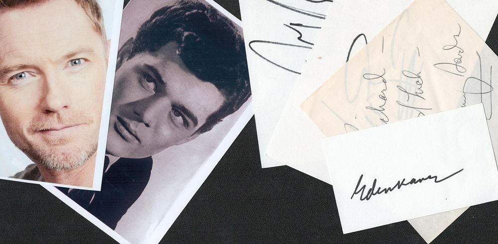 Lot 452: Entertainment Autograph Collection. Ronan Keaton, Leo Sayer, Tommy...