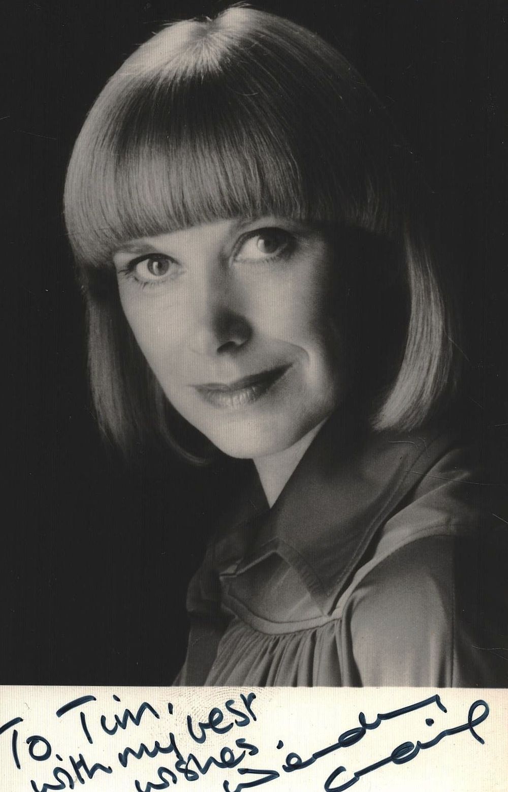 Lot 485: WENDY CRAIG Butterflies Actress signed vintage Photo. Good...