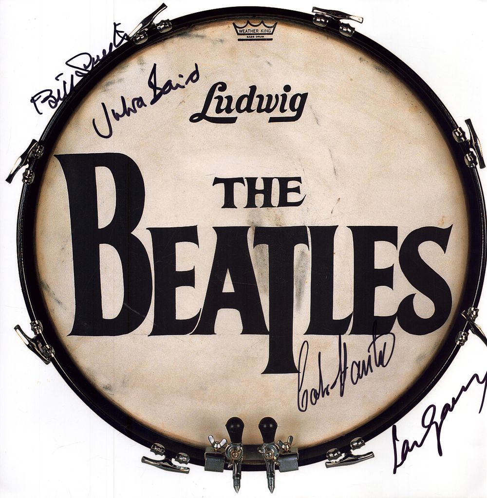 Lot 557: Colin Hanton, Len Garry, Bill Smith and Julia...