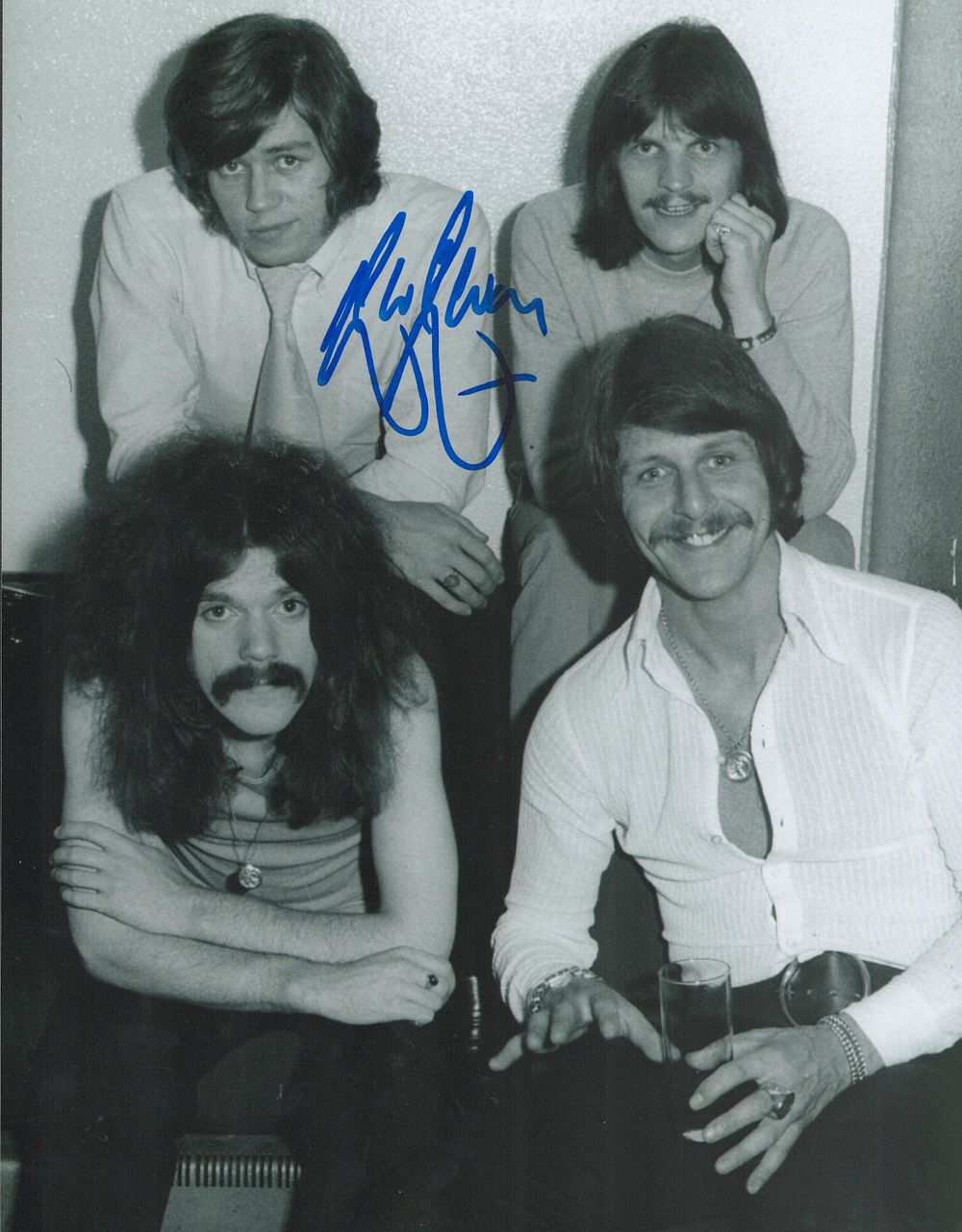 Lot 596: Bev Bevan signed 10x8 black and white photograph...