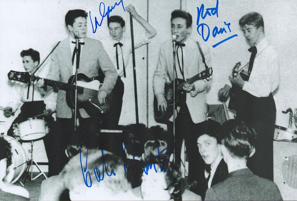 Lot 600: Quarrymen signed 12x8 black and white photograph signed...
