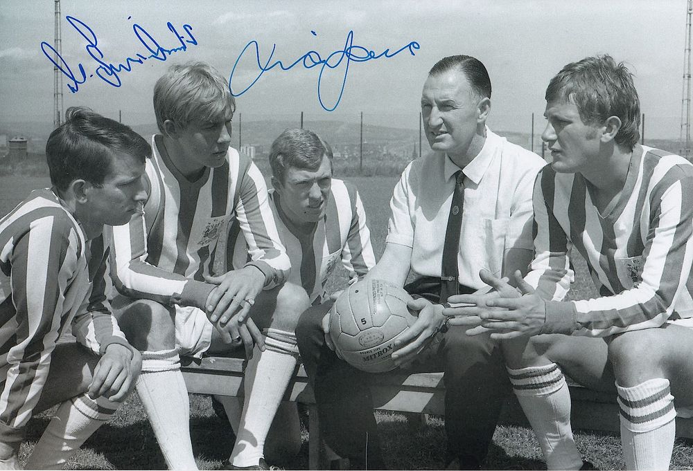 Lot 328: Autographed SHEFFIELD UNITED 12 x 8 Photo :...
