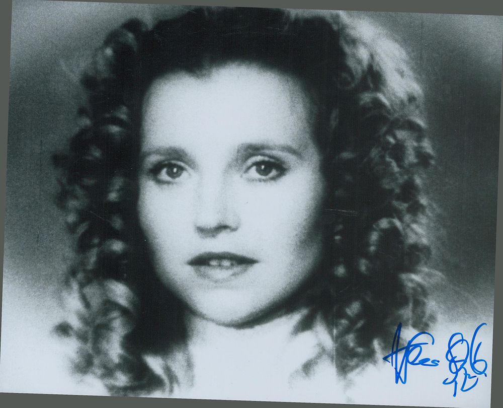 Lot 401: Hanna Schygulla signed 10x8inch black and white photo....