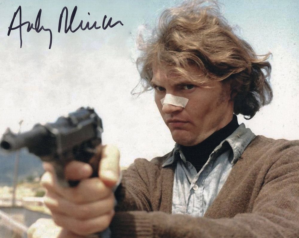 Lot 501: Dirty Harry Clint Eastwood thriller colour 8x10 photo...