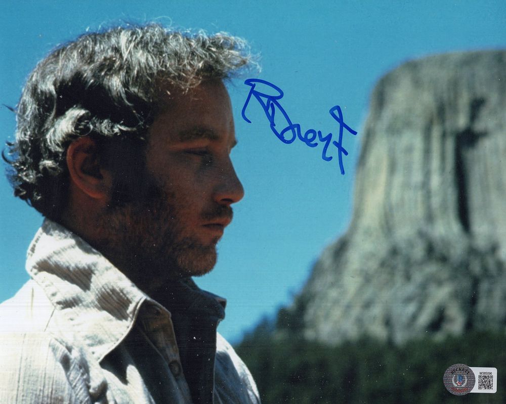 Lot 553: Close Encounters of the Third Kind colour 8x10...