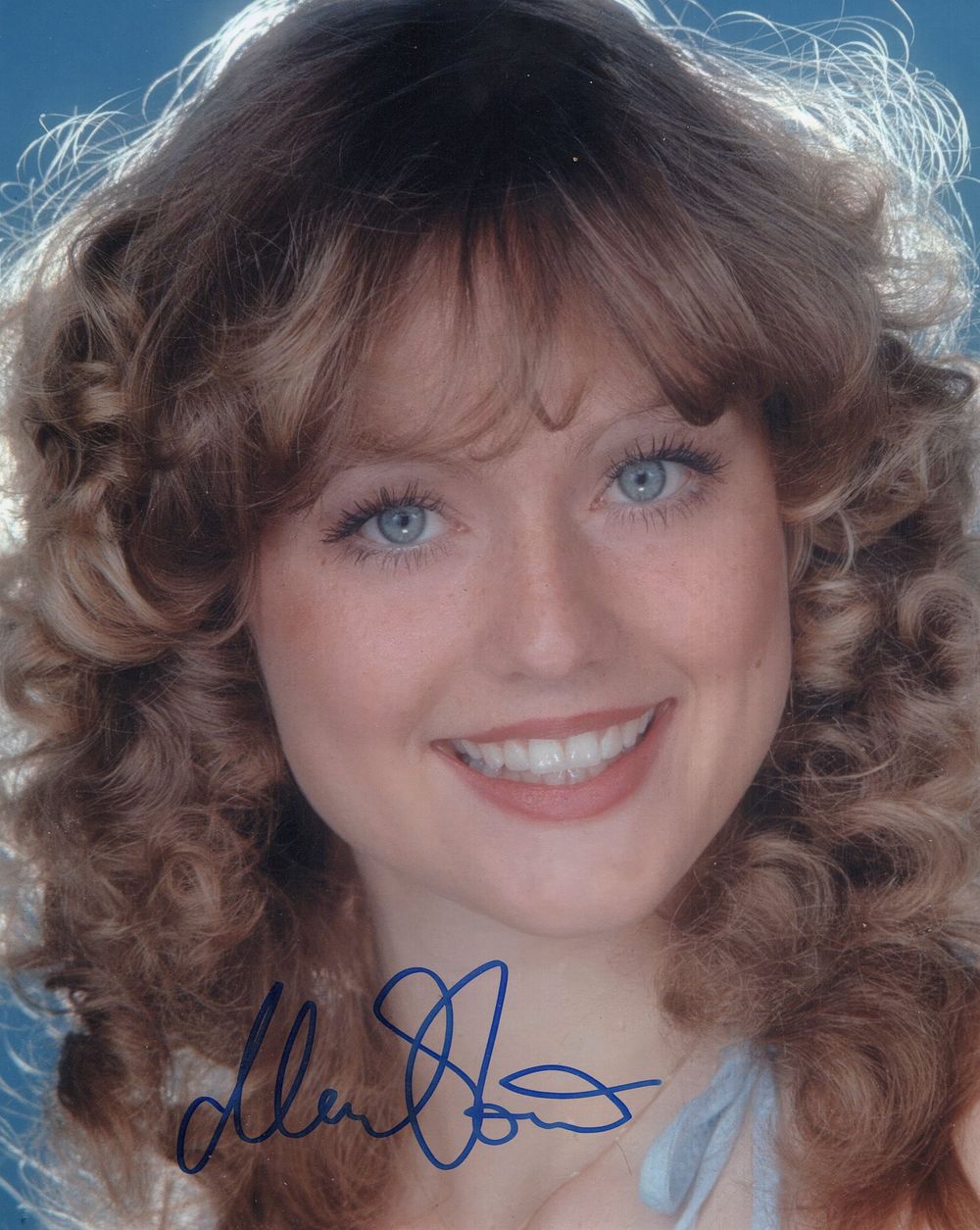 Lot 615: 1977 Miss World and former wife of George...