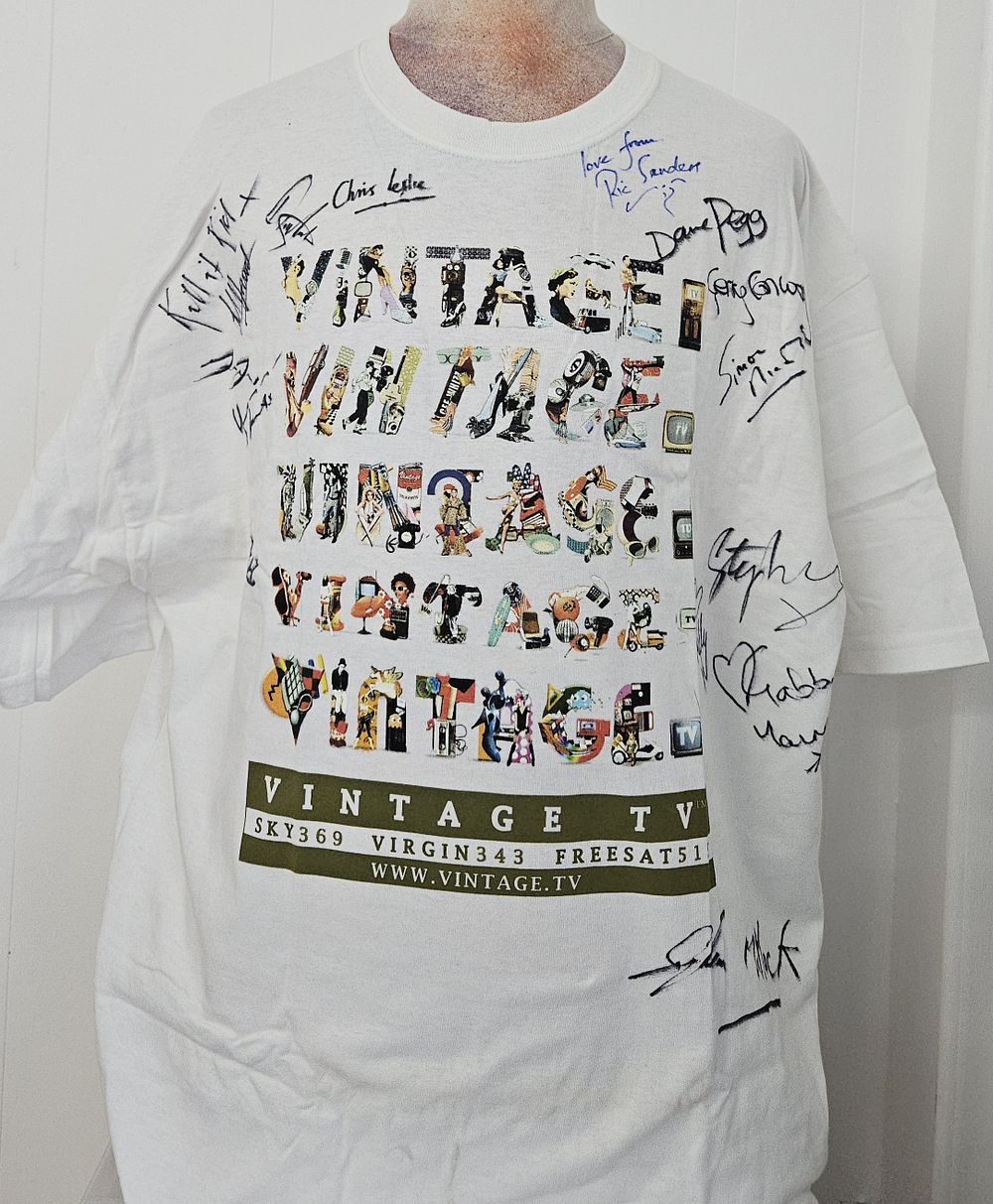 Lot 162: Ric Sanders, Chris Leslie, Dave Pegg signed T-Shirt....