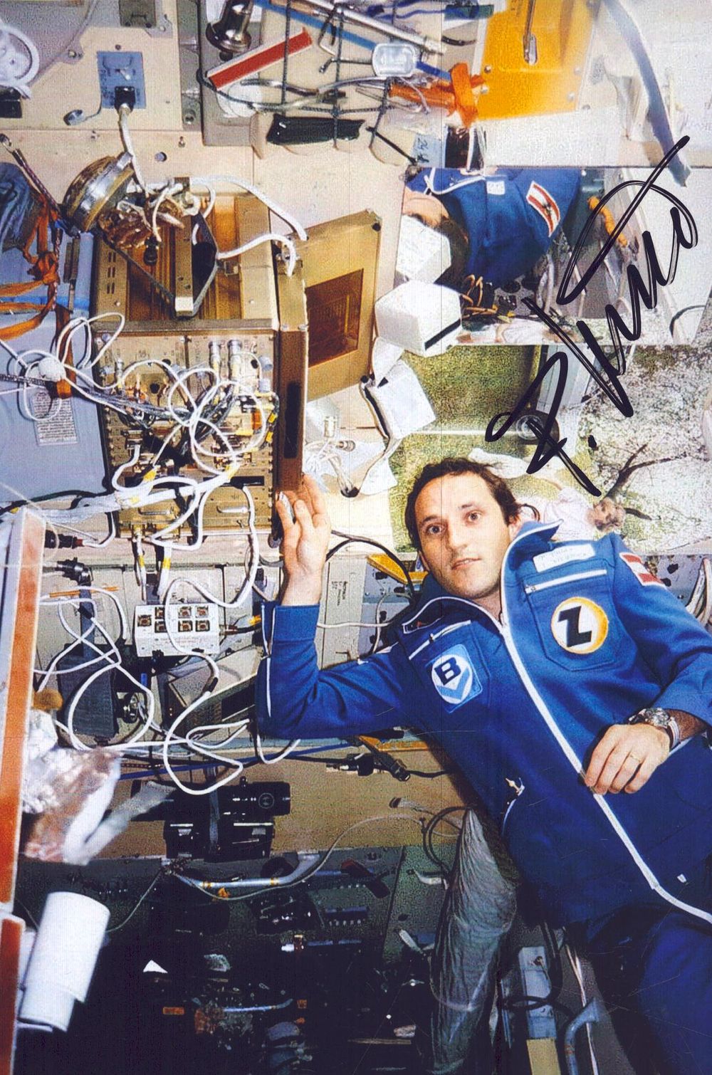 Lot 207: Cosmonaut Franz Viehboek signed 6x4inch colour photo. Good...