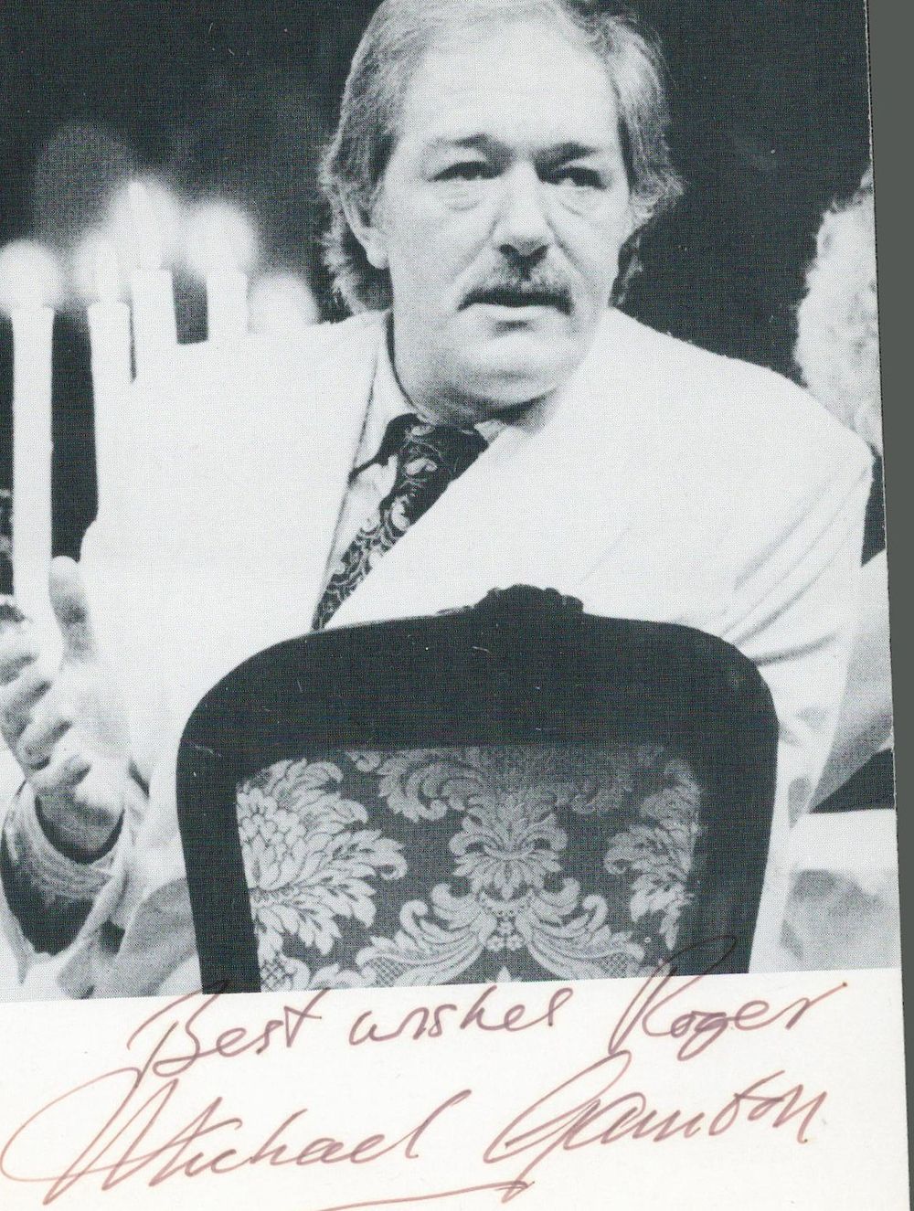 Lot 556: Michael Gambon signed black and white photo 6x4...