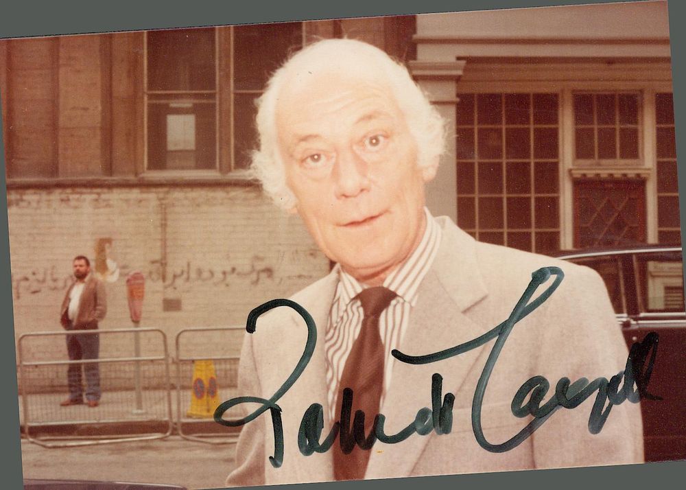 Lot 564: Patrick Cargill signed candid colour photo 5x4. Good...