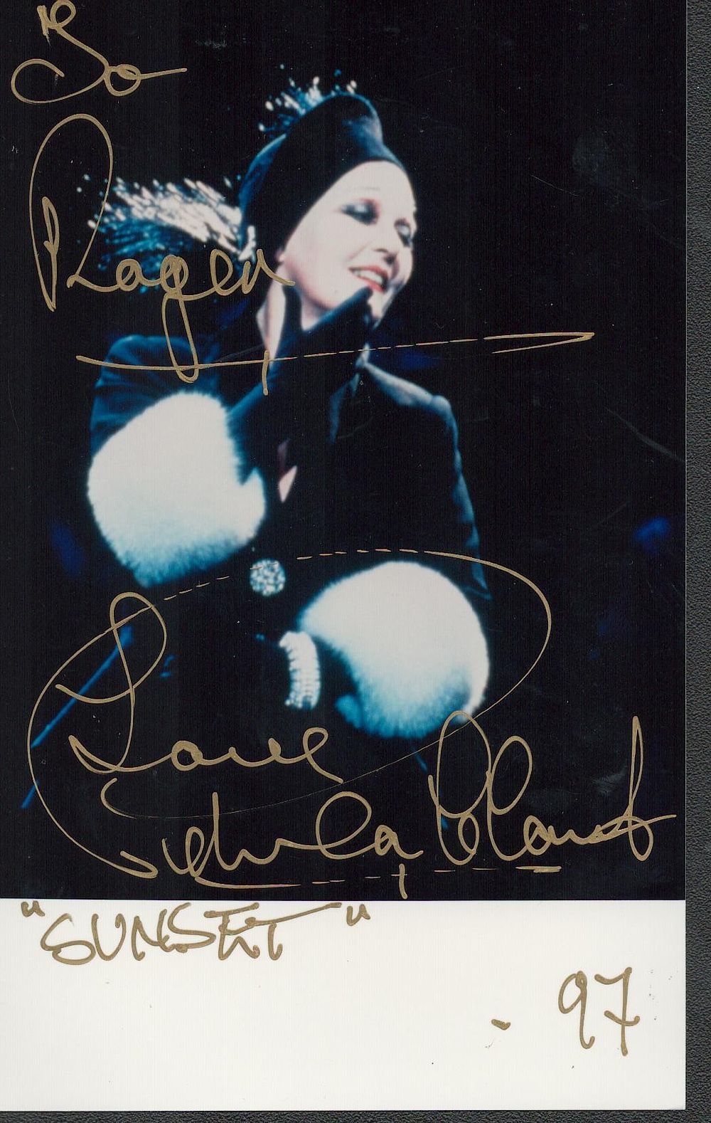 Lot 575: Petula Clark signed colour photo 5x4 dedicated. Good...