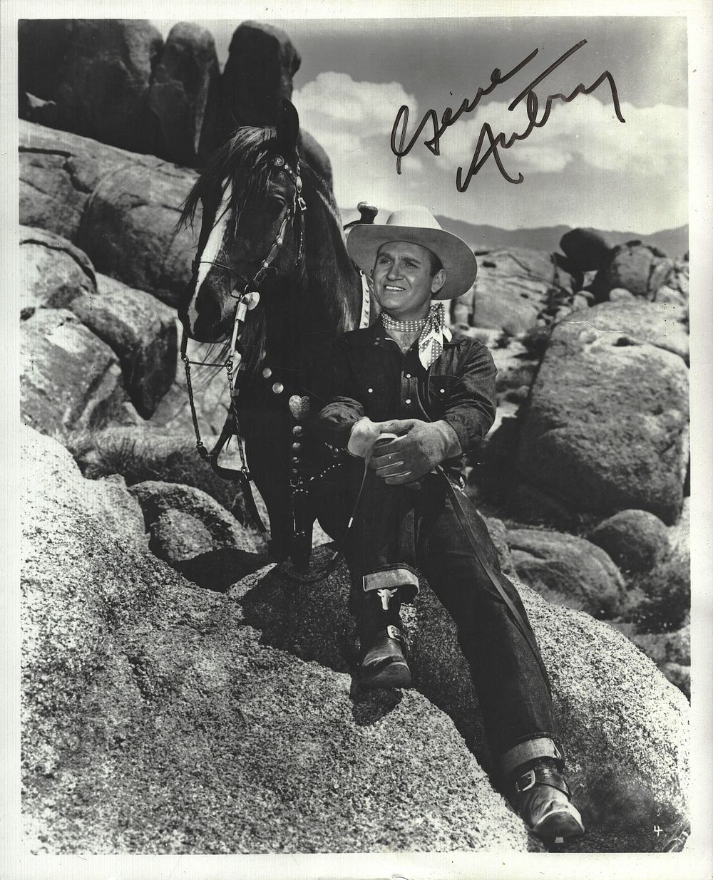 Lot 616: GENE AUTRY (1907- 2008) Actor / Singing Cowboy)...