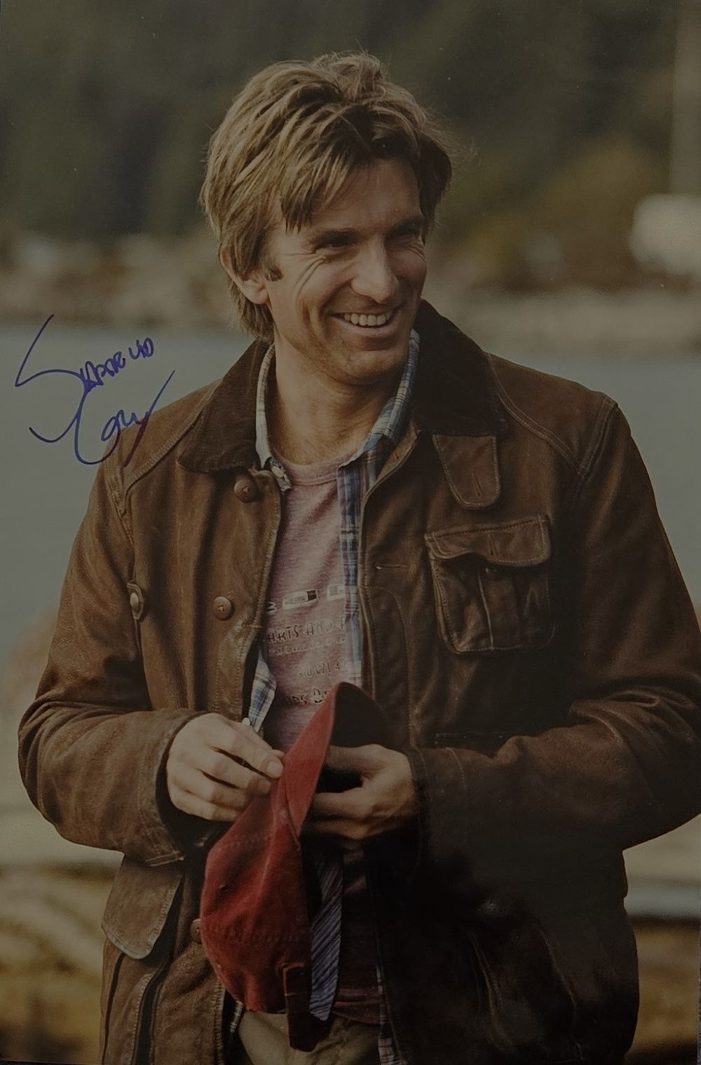 Lot 156: Sharlto Copley signed 12x8 Inch colour photo. Good...