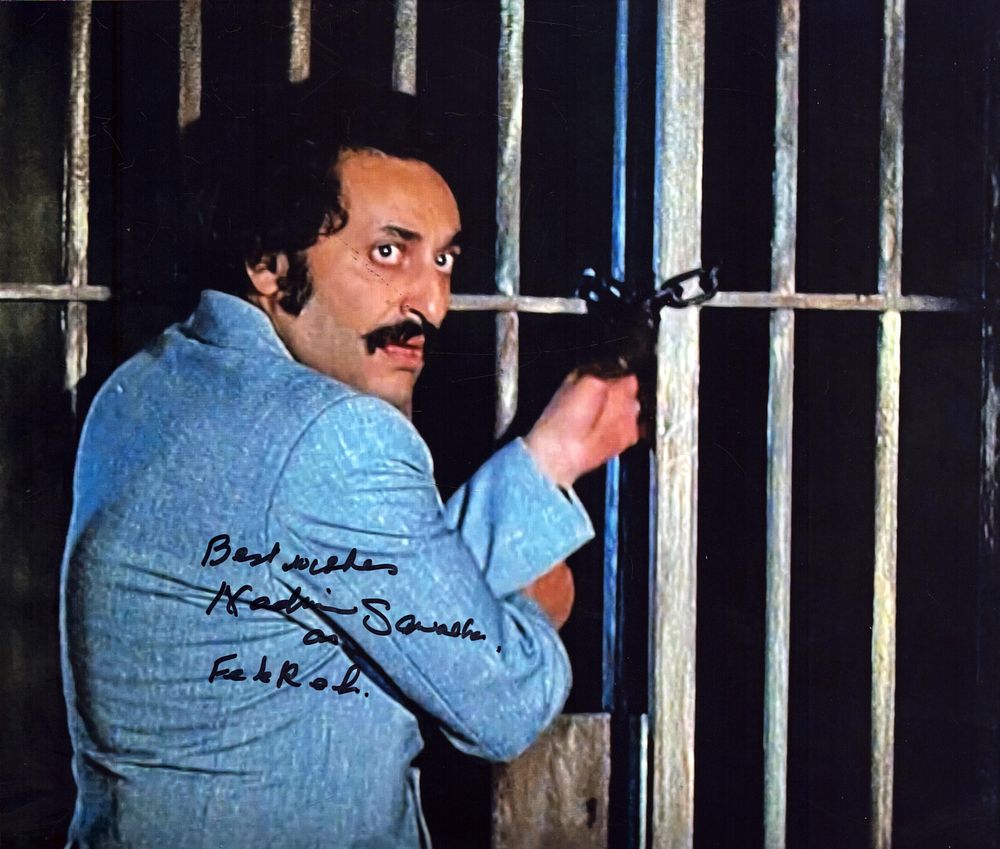 Lot 168: Nadim Sawalha signed James Bond The Spy Who...