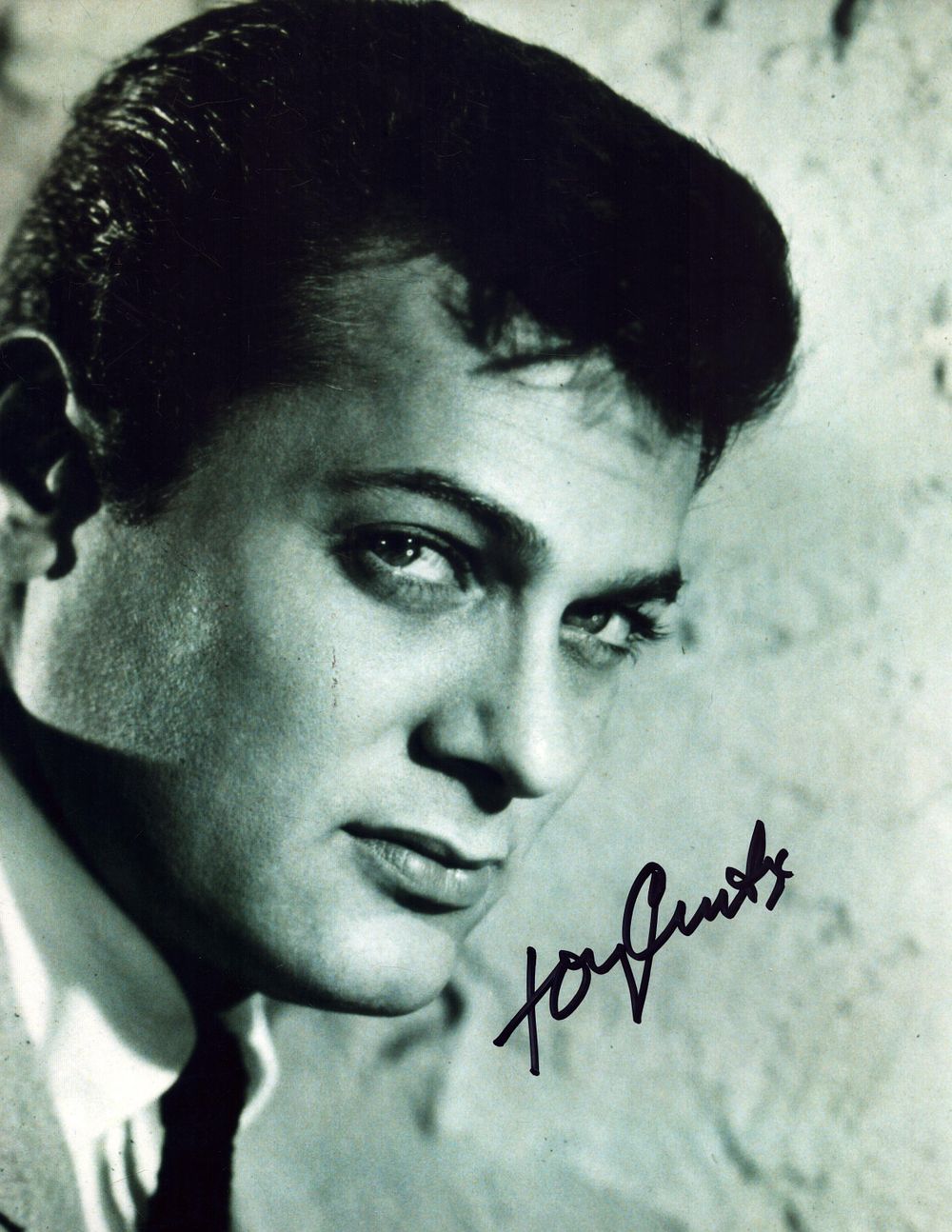 Lot 176: Tony Curtis signed 10x8 inch black and white...