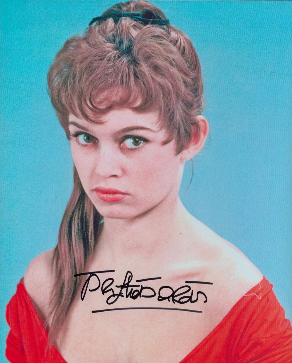 Lot 193: Brigitte Bardot signed 10x8 Inch colour photo, is...