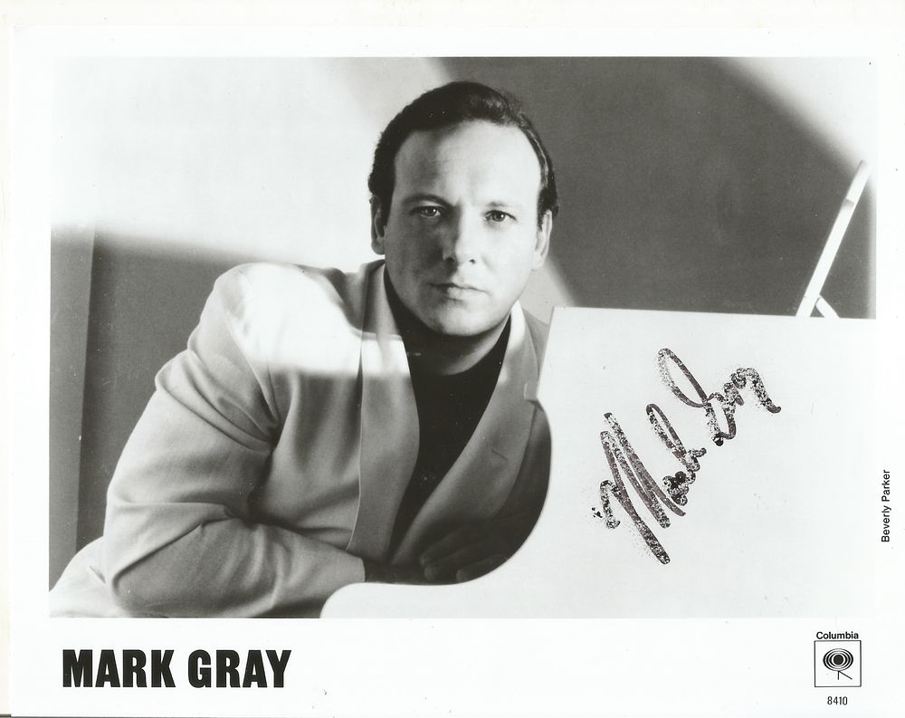 Lot 311: Mark Gray signed 10x8inch black and white promo...