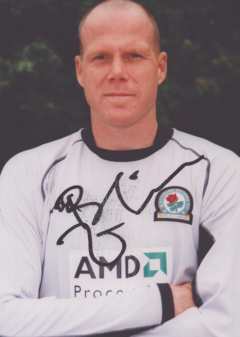 Lot 358: Brad Friedel signed 6x4 inch colour photo. Bradley...
