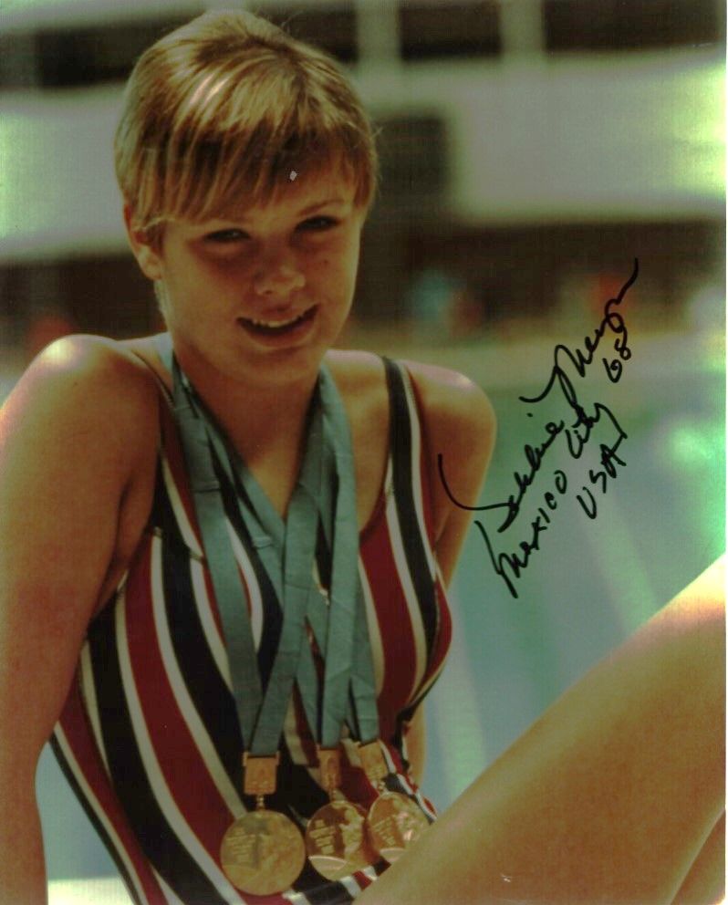 Lot 406: Debbie Meyer Weber signed colour photo. Good condition....