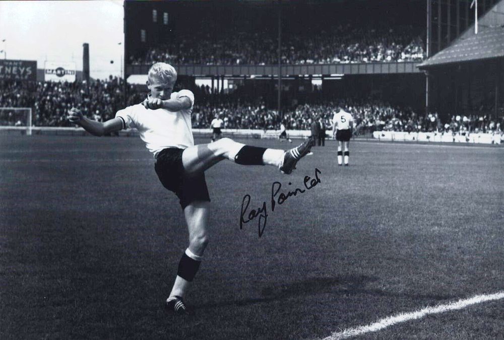 Lot 199: Ray Pointer signed 12x8 inch black and white...