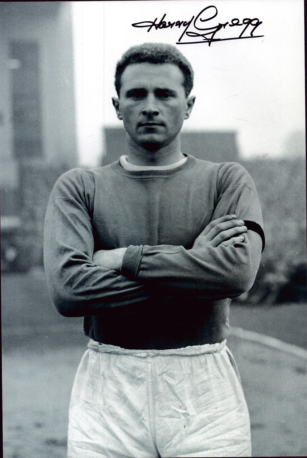 Lot 303: Football. Harry Gregg Signed 10x8 black and white...