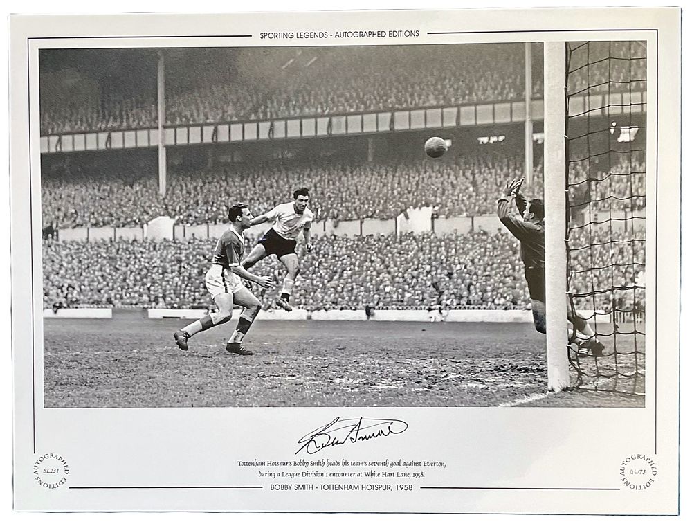 Lot 311: Bobby Smith 16x12 signed black and white photo...