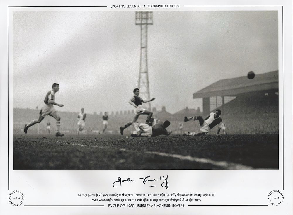 Lot 343: John Connelly 16x12 signed Black and white photo,...