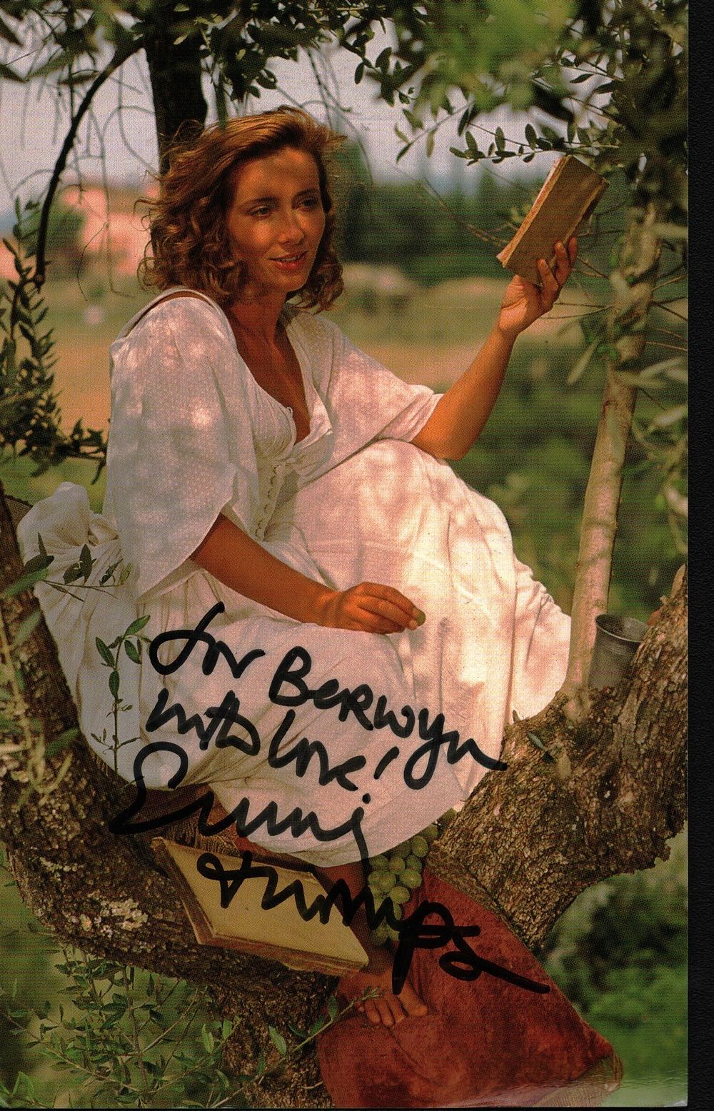 Lot 171: Emma Thompson signed 6x4inch colour photo. Dedicated.