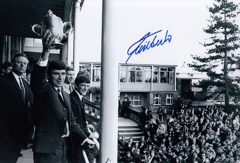 Lot 304: Autographed KEVIN HECTOR 12 x 8 photo :...