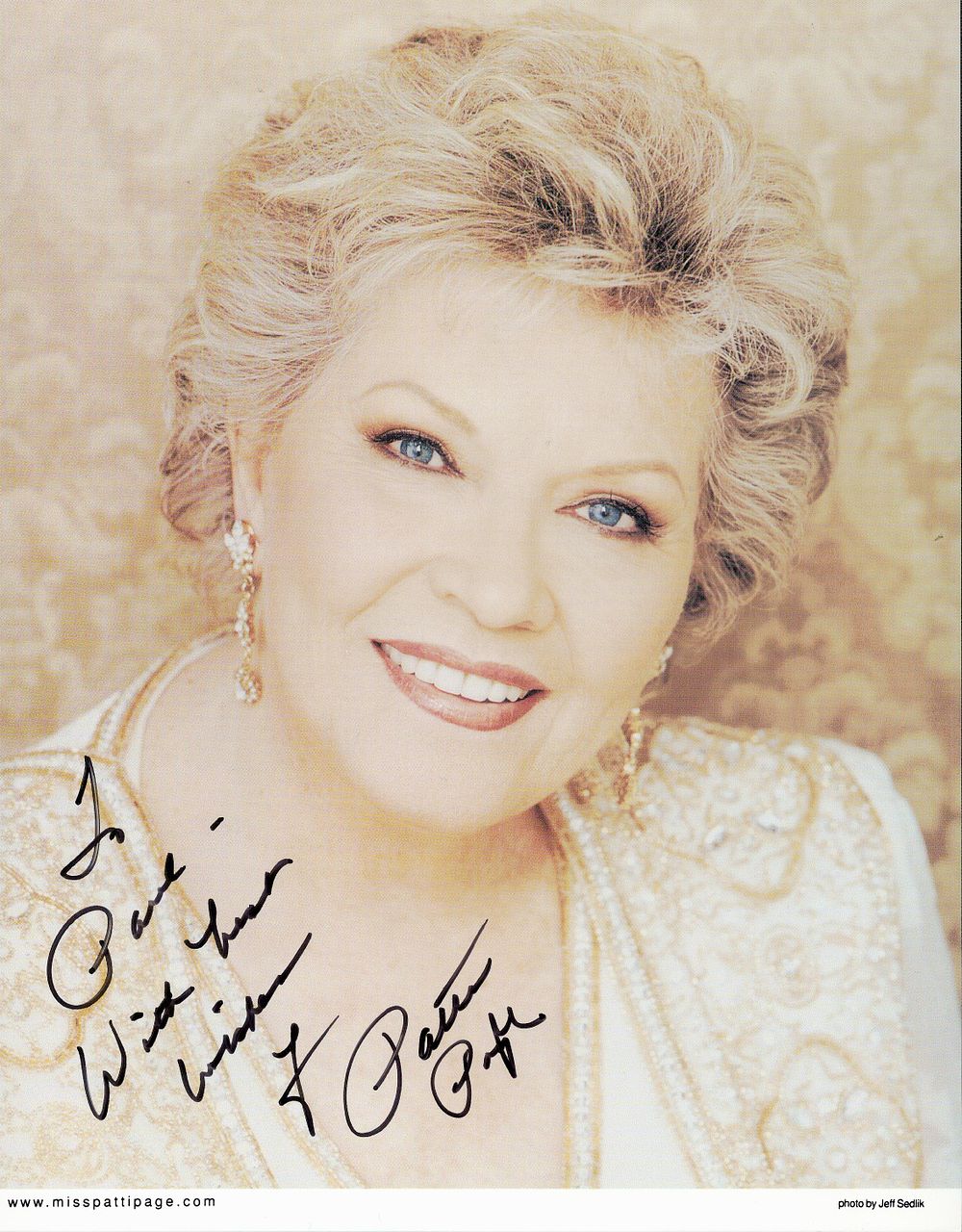 Lot 318: PATTI PAGE (1927-2013) Singer / Actress signed 8x10...