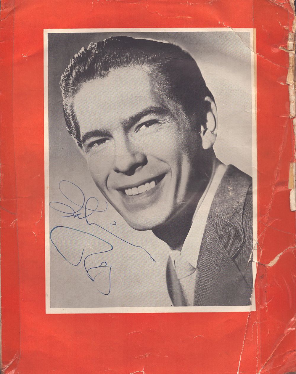 Lot 519: Johnnie Ray signed 10x8inch black and white magazine...