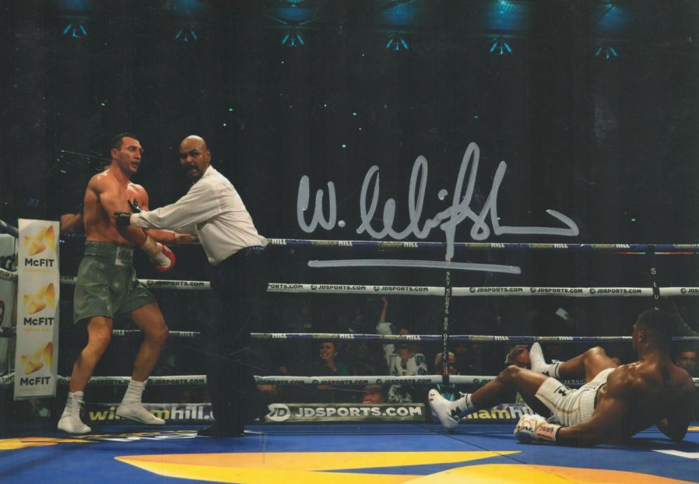 Lot 65: Wladimir Klitschko signed 12x8 colour photo. Wladimir Wladimirowitsch...
