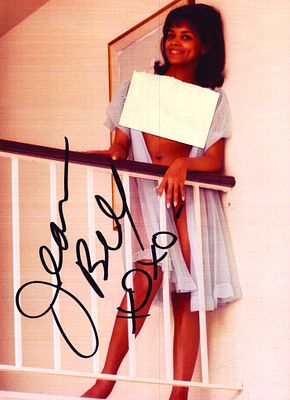 Jean Bell signed photo image 7x5, Risque.