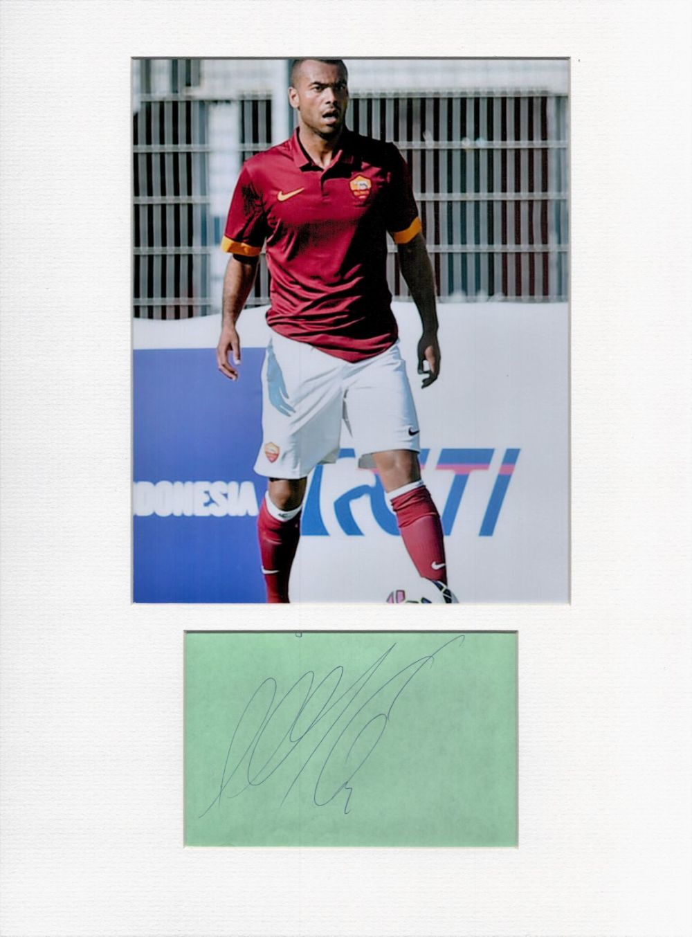 Lot 231: Football Ashley Cole 16x12 overall A. S Roma...